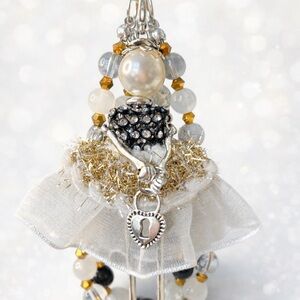 Handmade Beaded Doll Necklaces Pearl & Gold Pendant